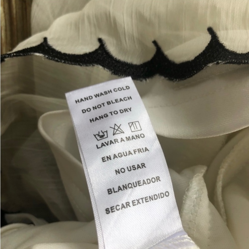 Doe & Rae Ruffle Layer Contrast Edging Tunic Dress - Picture 7 of 7